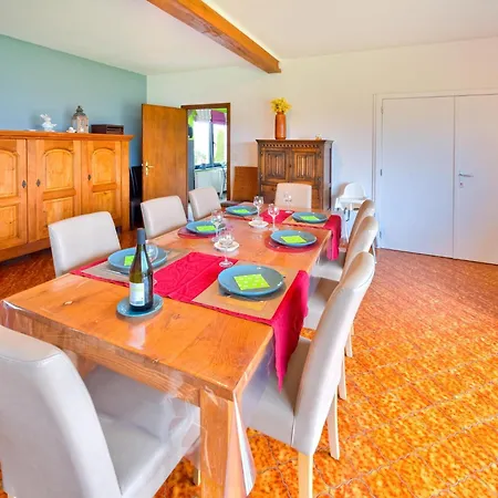 In With Private Garden Hébergement de vacances *