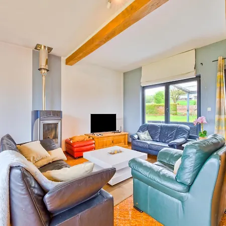 With Garden Holiday home Lierneux