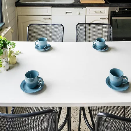 Hébergement de vacances In With Private Garden *