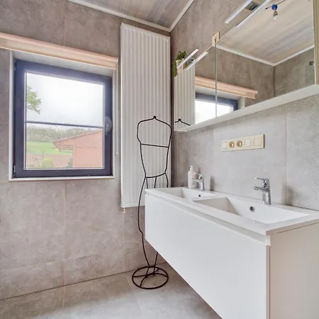 In With Private Garden Dom wakacyjny Lierneux